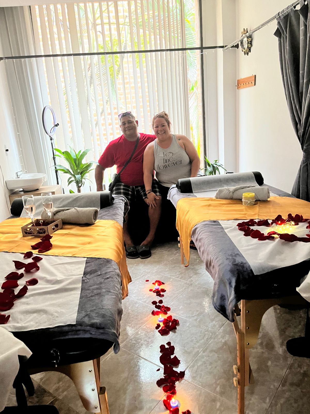 Lomi Lomi Hawaiian massage
